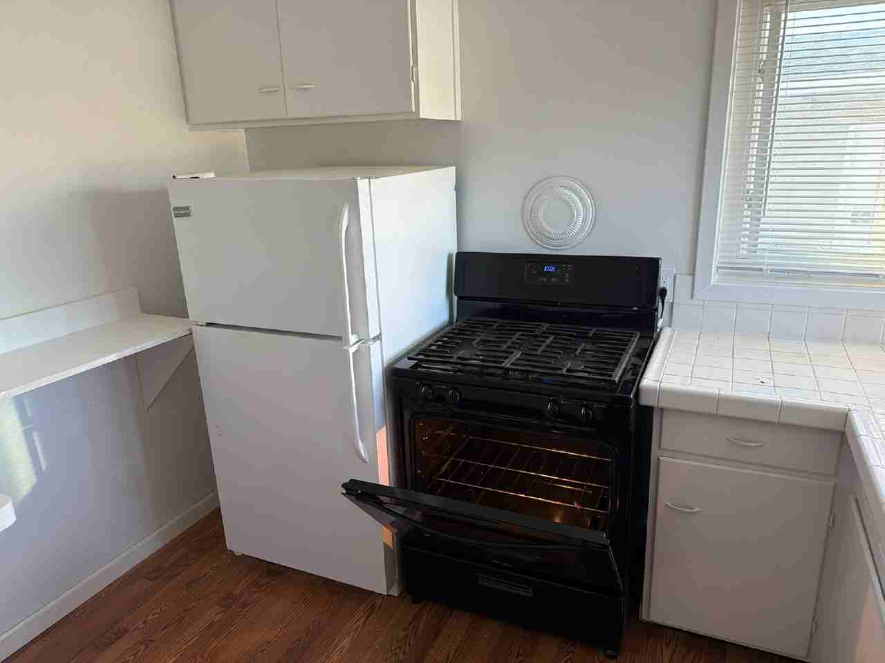 1749 Hester Ave #5 - Photo 4 of 5
