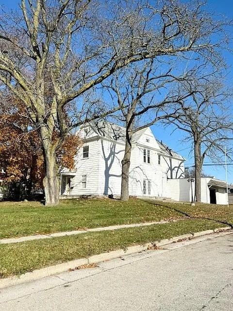 1141 Earlwood Ave