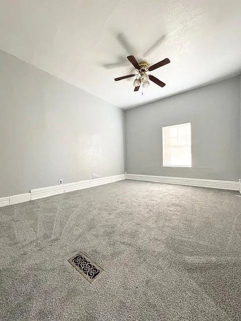 1141 Earlwood Ave - Photo 2 of 4