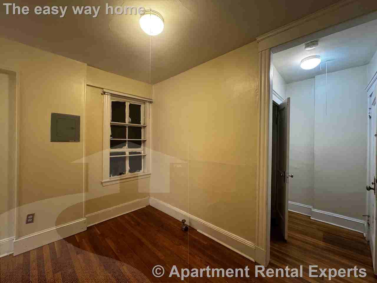 6 Agassiz St #3 - Photo 6 of 12