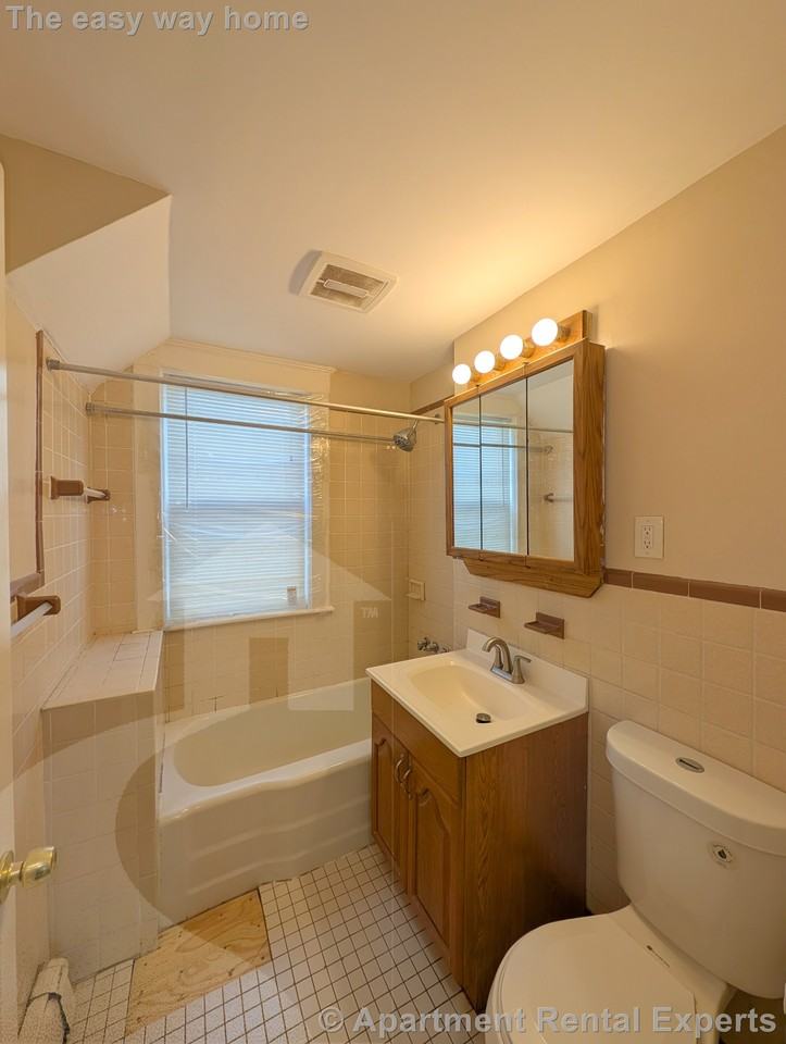 100 North St #1 - Photo 7 of 13
