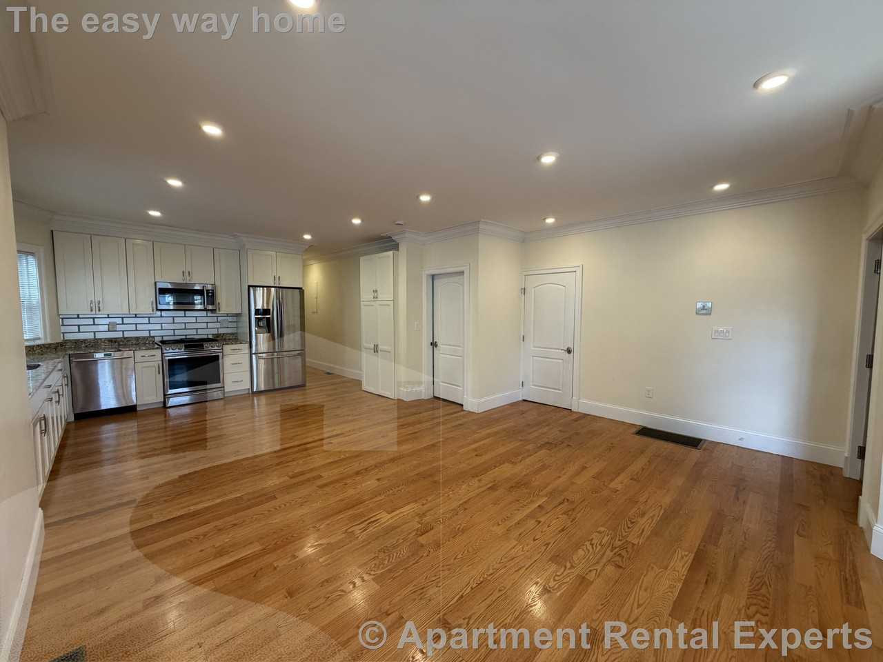 65 Newton St #1