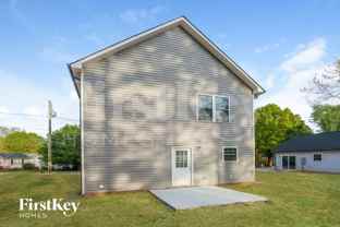 918 Victoria Ave - Photo 1 of 1