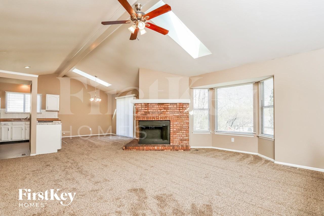 4231 River Oaks Dr - Photo 4 of 14