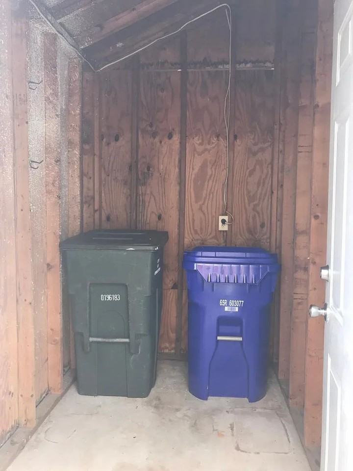 2915 Cathedral Ln - Photo 5 of 22