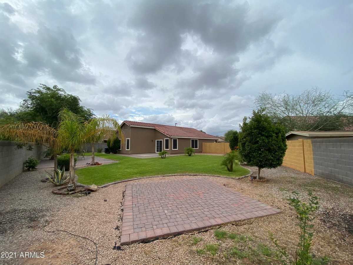1117 E Arabian Dr - Photo 6 of 22