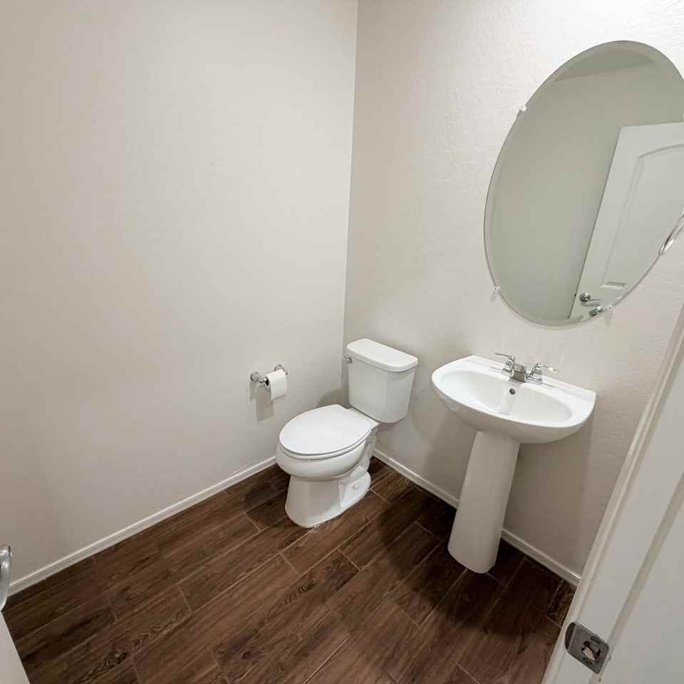 18293 N Clarence Ln - Photo 5 of 21