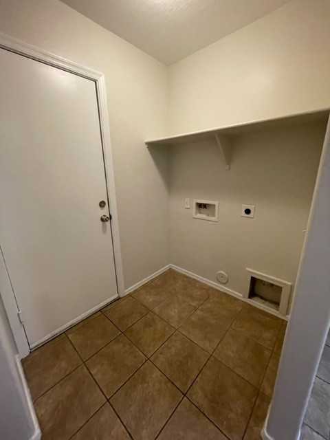 44833 W Miraflores St - Photo 6 of 27