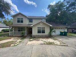featured image of 18 North Dr