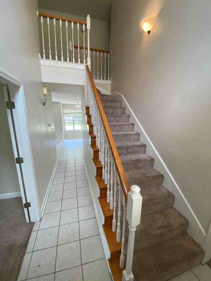 18 North Dr - Photo 2 of 16