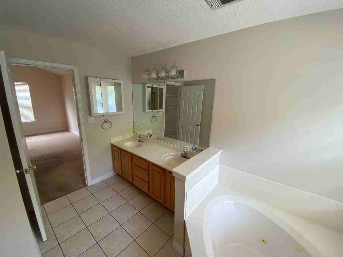 18 North Dr - Photo 7 of 16