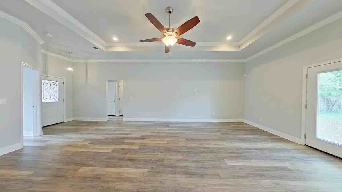 217 Evergreen Dr - Photo 4 of 20