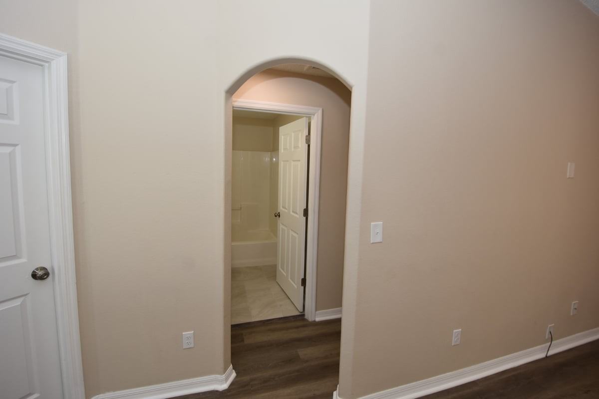 6 Seckel Ct - Photo 7 of 30