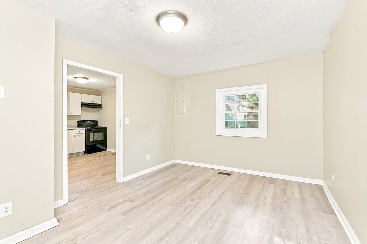 511 Liberia St - Photo 5 of 16