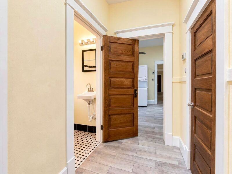 [833/835] Johnson Ave #835 - Photo 7 of 21