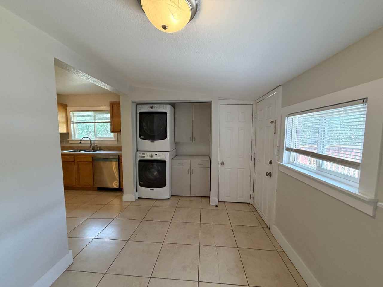 1266 Osceola St - Photo 6 of 28