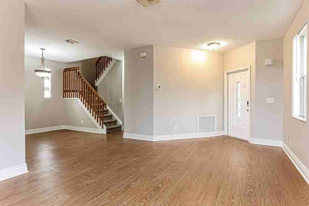 1981 Nw 190th Ave - Photo 6 of 17