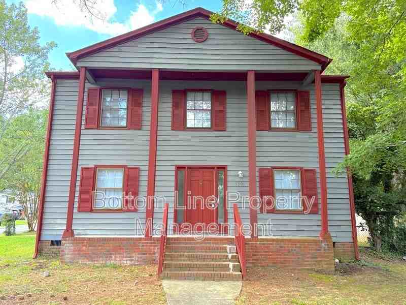 5301 Rolling Oak Ln - Photo 2 of 28