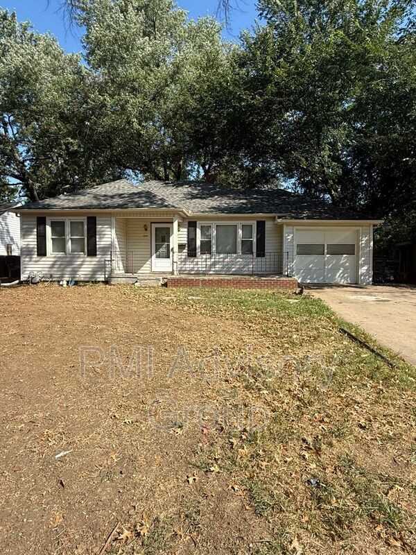 3234 Sw Sena Dr - Photo 2 of 8