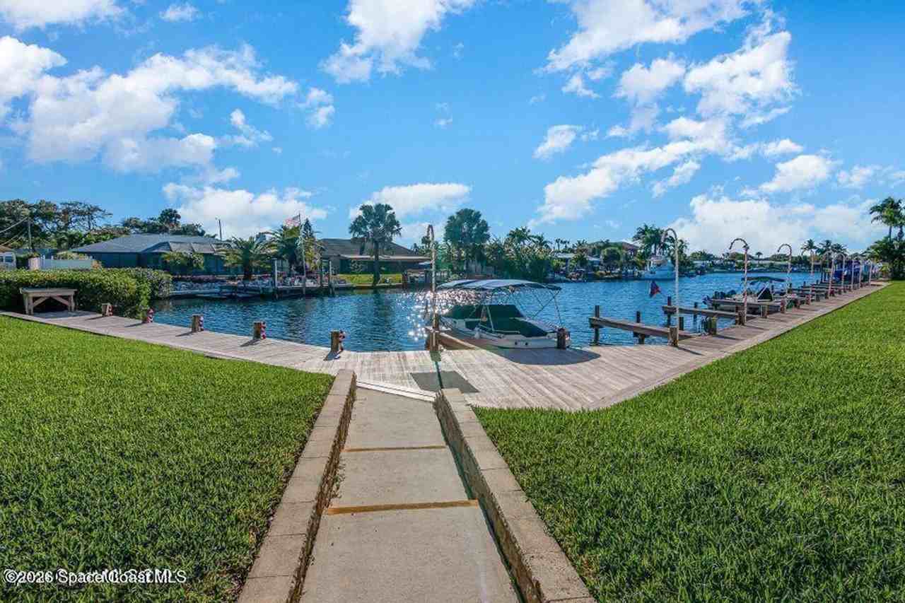 1595 N Atlantic Ave #108 - Photo 6 of 21
