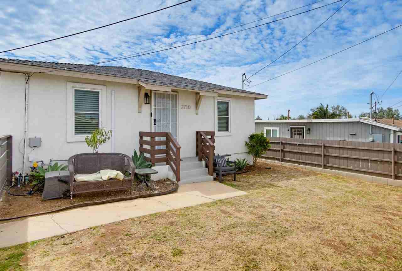 2710 Chaffee St - Photo 2 of 50