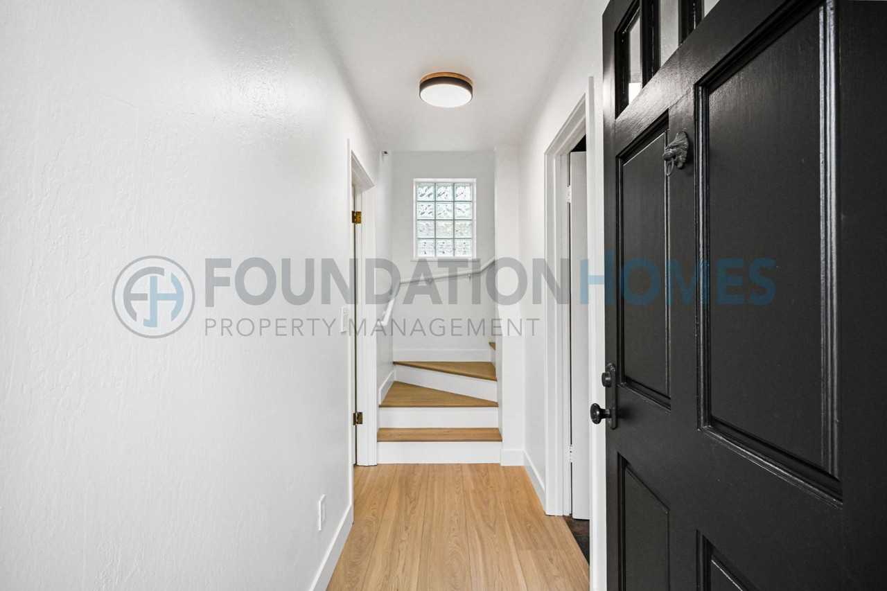 232 Miller Ave #11 - Photo 5 of 31