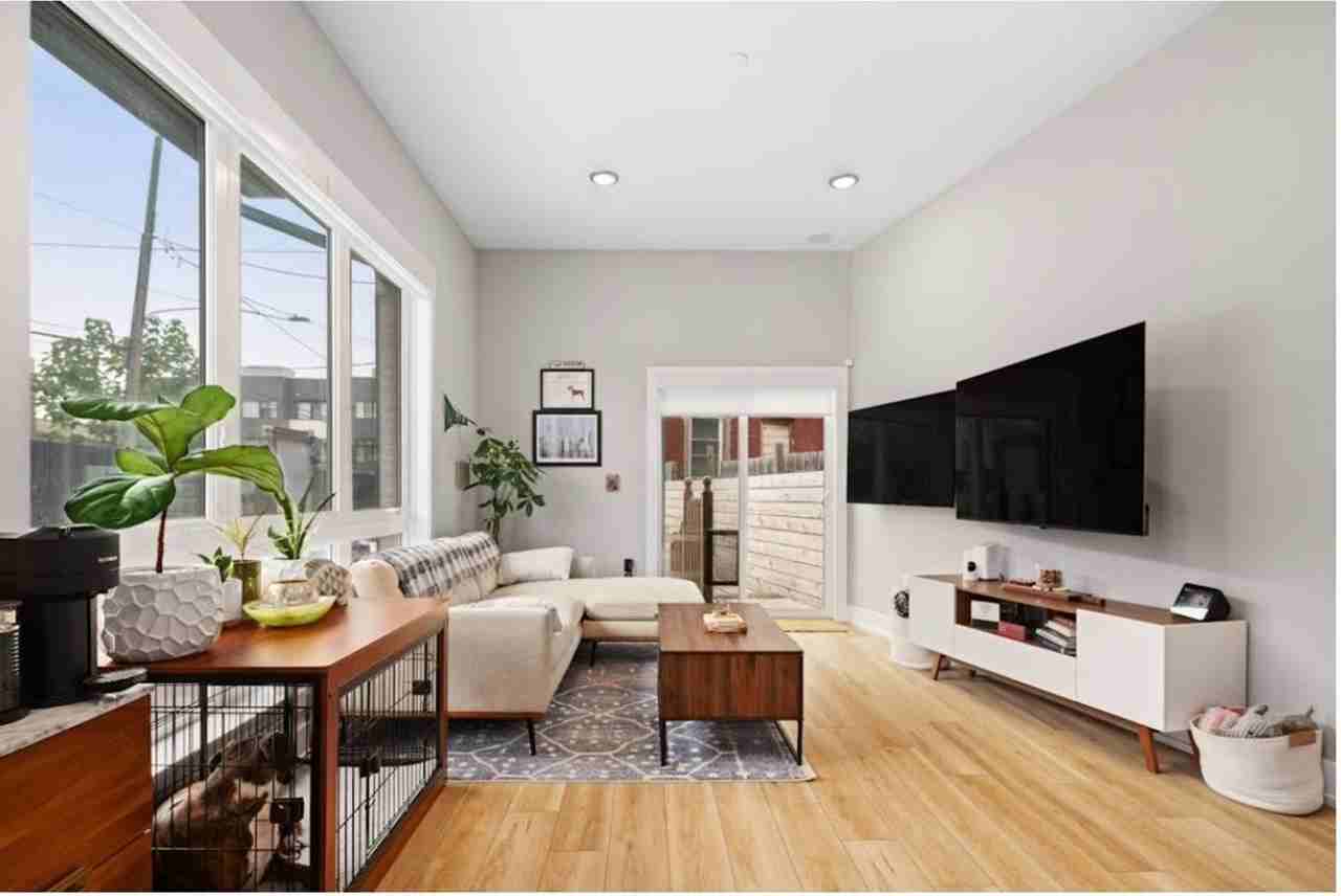 1800 N 5th St - Photo 2 of 13