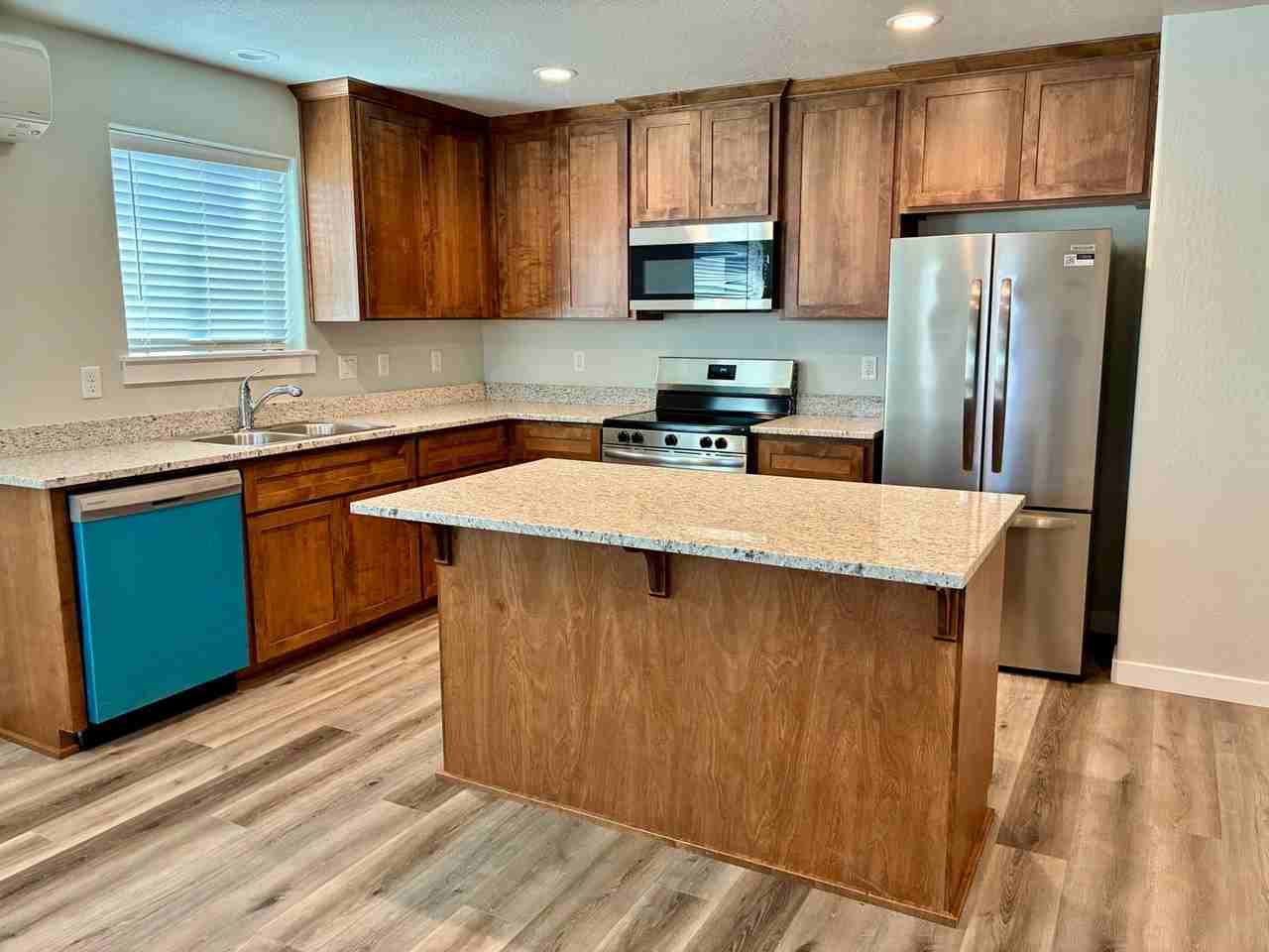 1133 Annalise St - Photo 7 of 23