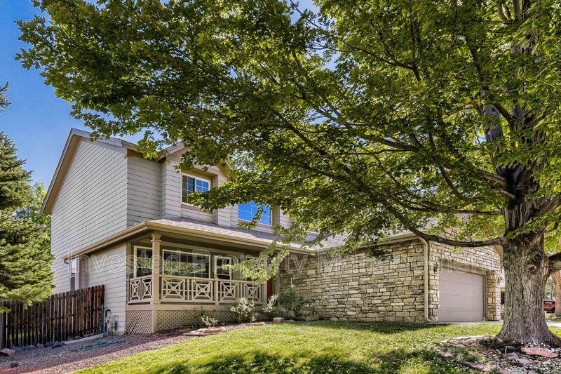 18895 E Saratoga Cir - Photo 2 of 32