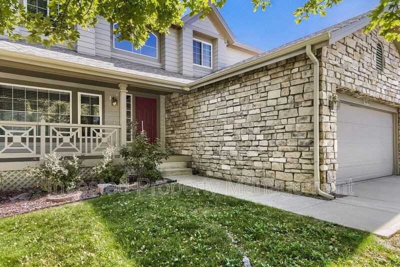 18895 E Saratoga Cir - Photo 3 of 32