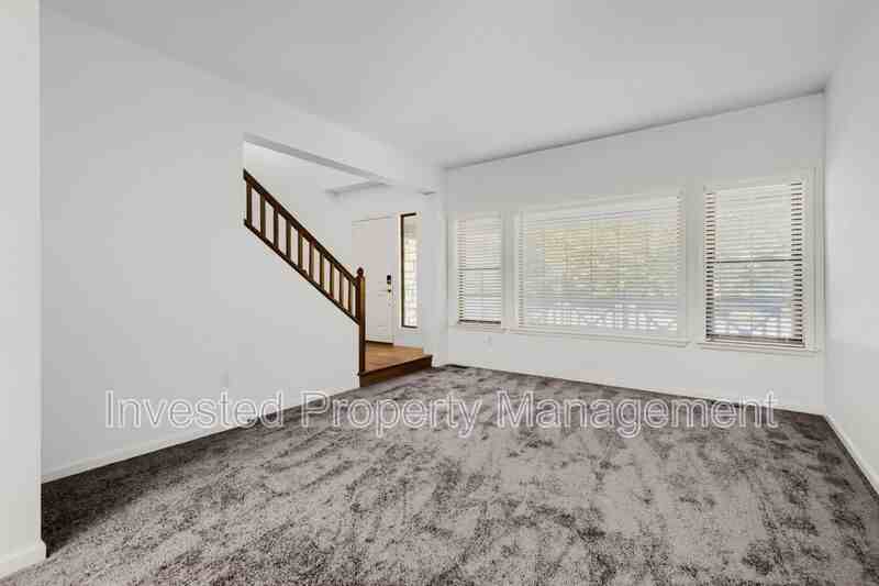 18895 E Saratoga Cir - Photo 4 of 32