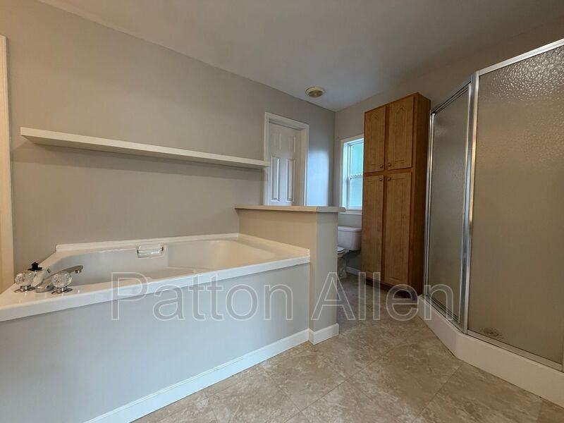 18 Meadowview Ter - Photo 6 of 32