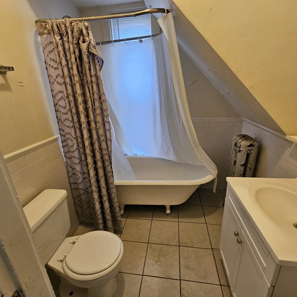 37 Linden St #1 - Photo 3 of 24
