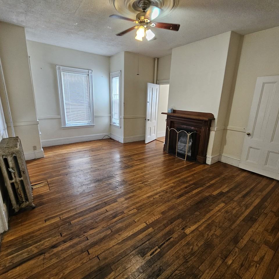 37 Linden St #1 - Photo 4 of 24