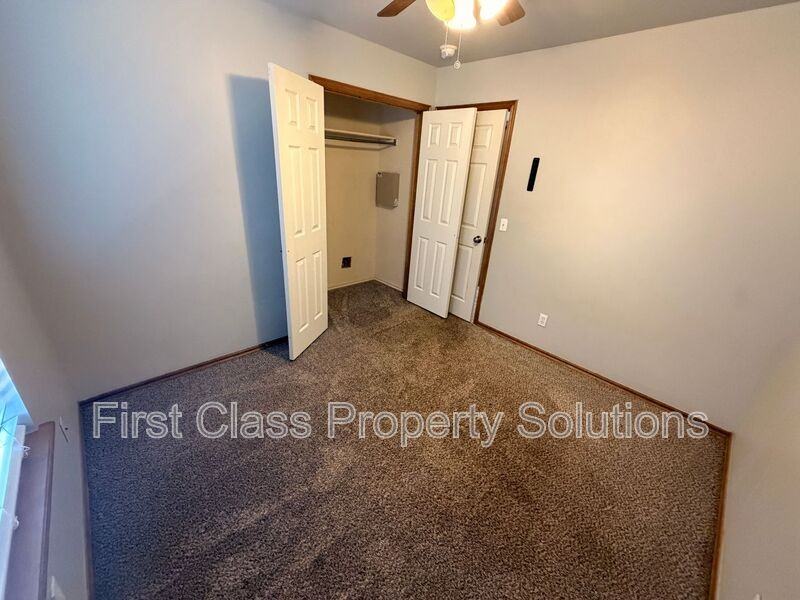 12306 Sw 13th St - Photo 5 of 33
