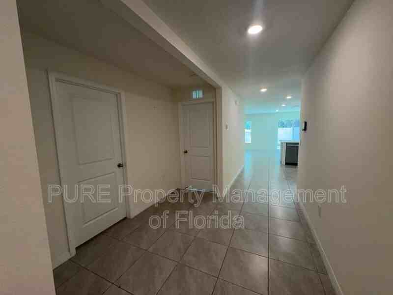 10326 Se 162nd Place Rd - Photo 5 of 50