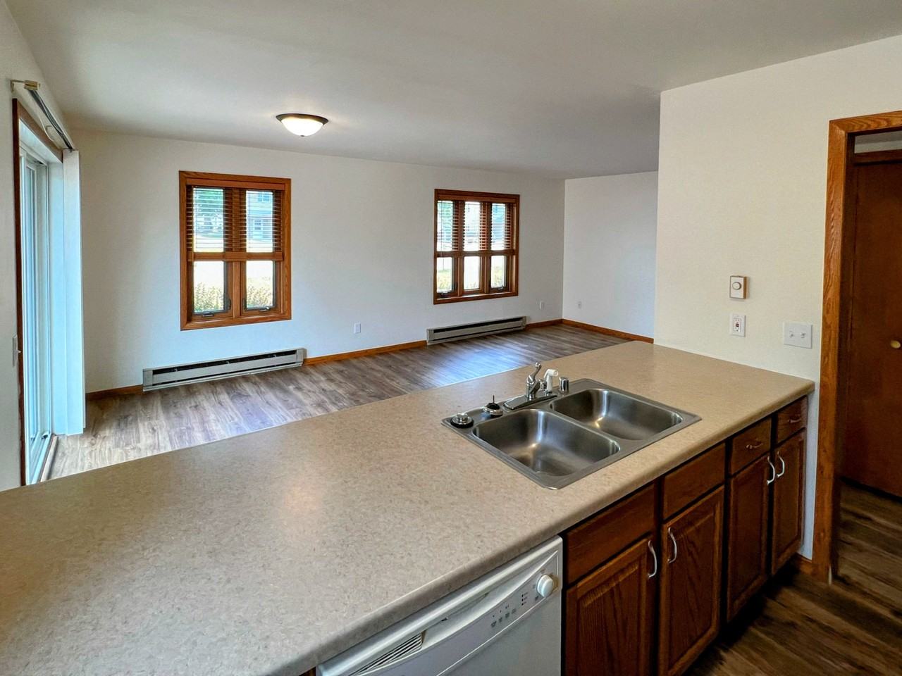 213 Ash St #213 - Photo 2 of 13