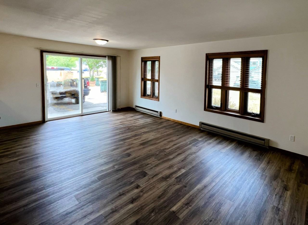 213 Ash St #213 - Photo 3 of 13