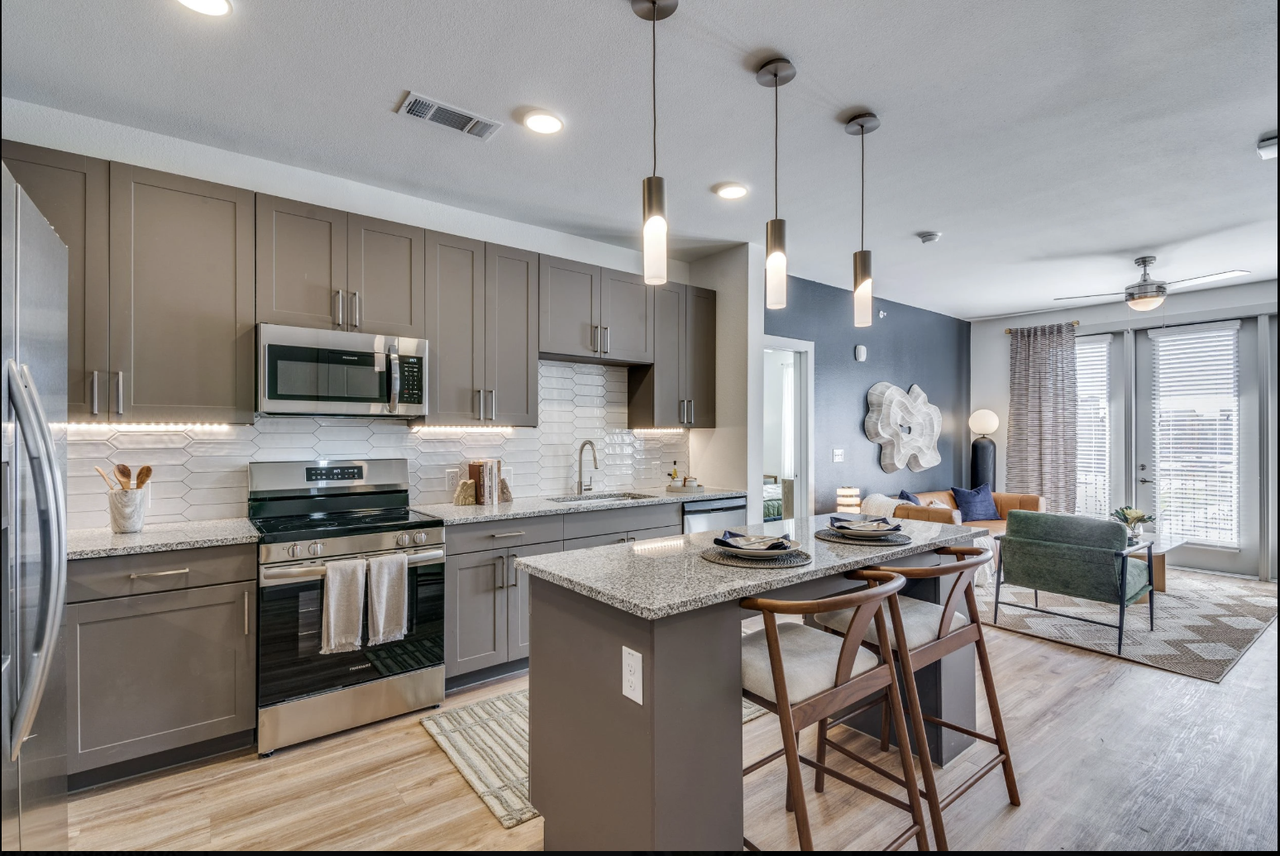 1205 N Gateway Blvd #1311
