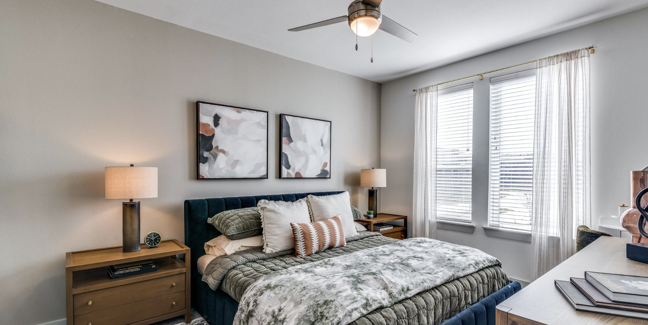 1205 N Gateway Blvd #1311 - Photo 6 of 13