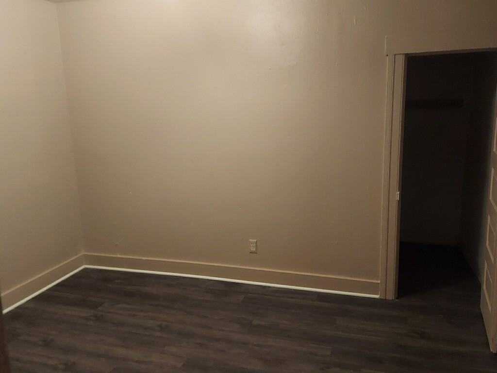 252 Auburn Ave #2 - Photo 2 of 7