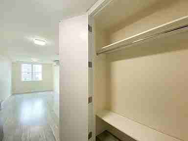 596 E 19th St - Photo 5 of 6