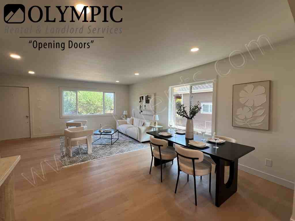 5122 N Shirley St - Photo 4 of 18