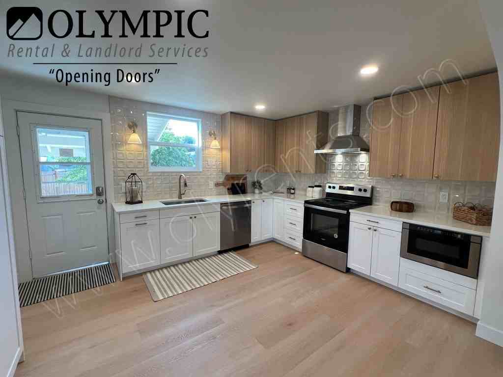 5122 N Shirley St - Photo 7 of 18