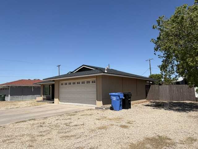3850 W Lamar Rd - Photo 2 of 24