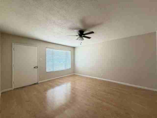 3850 W Lamar Rd - Photo 4 of 24