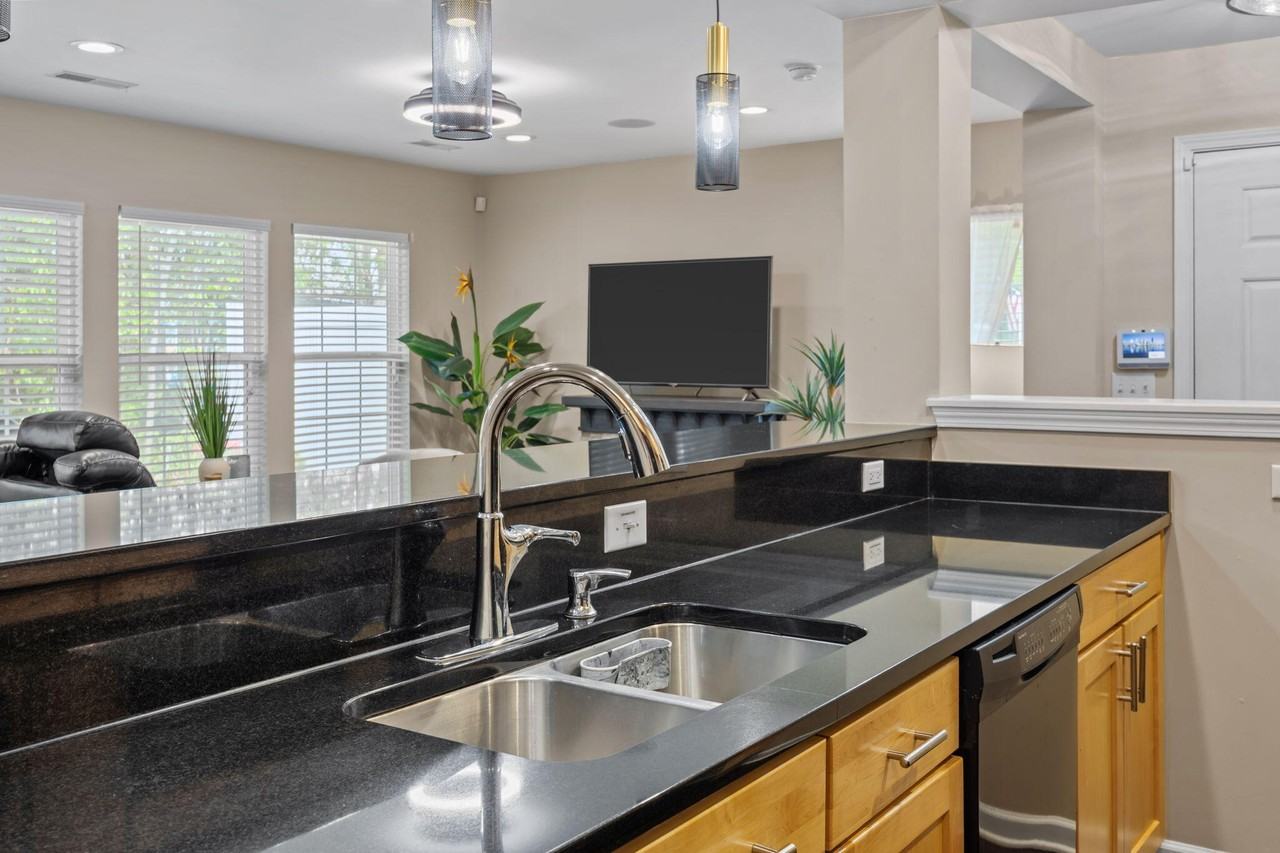 5150 Trump St #1401 - Photo 4 of 33