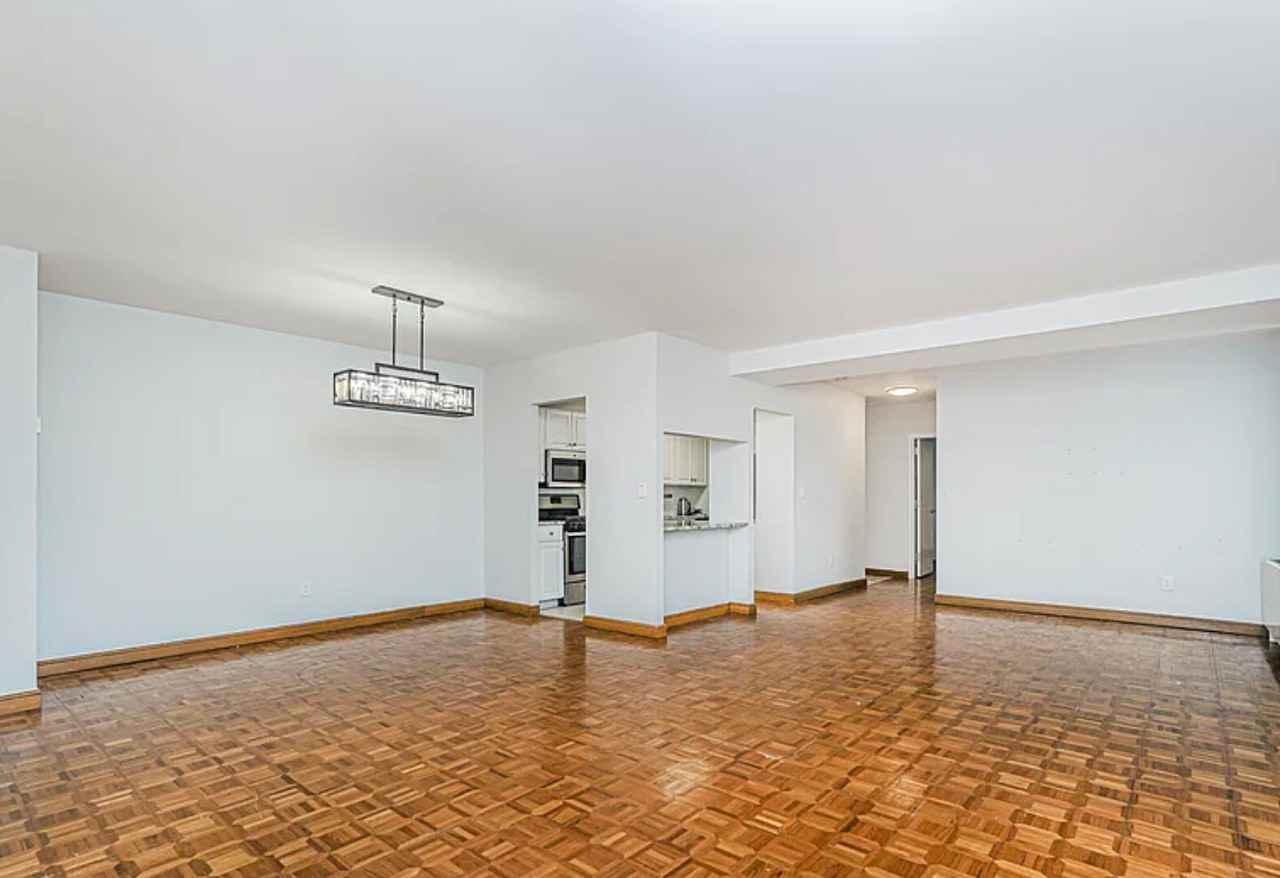 31 Hylan Blvd - Photo 3 of 4