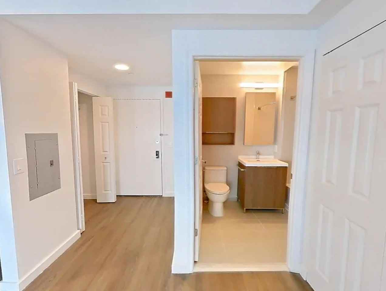 37 Hudson St - Photo 5 of 6