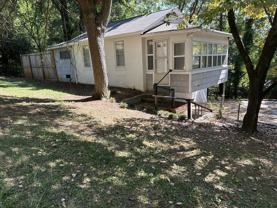 310 1/2 E View Dr - Photo 1 of 1